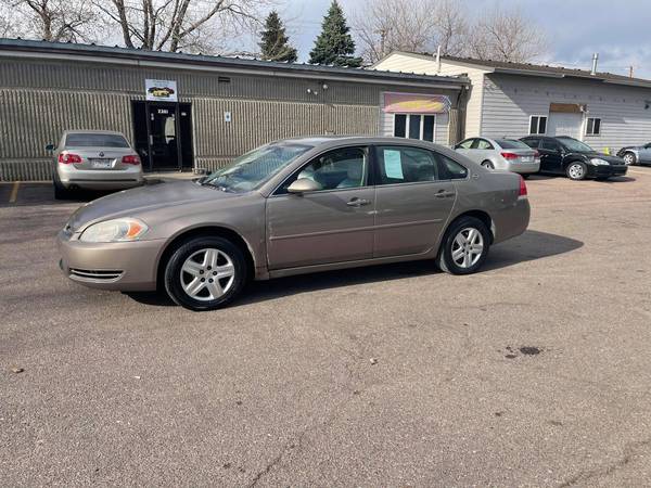 2007 Chevrolet Impala 4dr Sdn LS (Bargain) - - by for sale in Sioux Falls, SD – photo 6