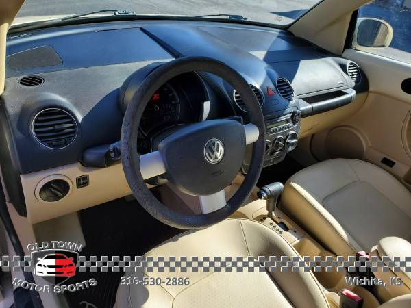 2007 Volkswagen Beetle Convertible - New Top, Leather, Low Miles!! -... for sale in Wichita, OK – photo 9