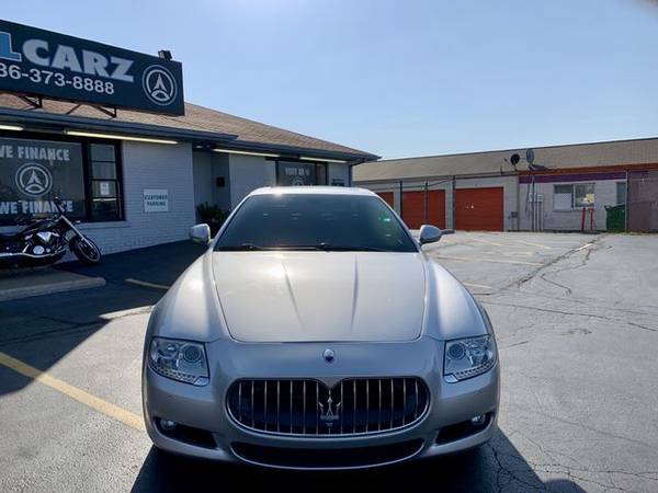 2009 Maserati Quattroporte - Financing Available! - cars & trucks -... for sale in St. Charles, IL – photo 2