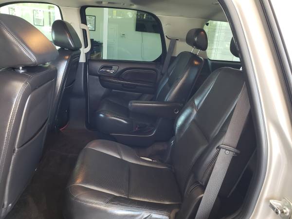CADILLAC ESCALADE SUV THIRD SEATER AWD - - by for sale in Red Bluff, CA – photo 12