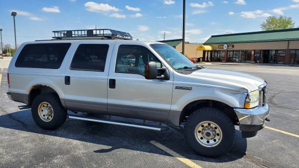 2004 Ford Excursion for sale in Avon, IN – photo 3