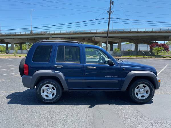 2003 Jeep Liberty 4x4 - - by dealer - vehicle for sale in Norfolk, VA – photo 4