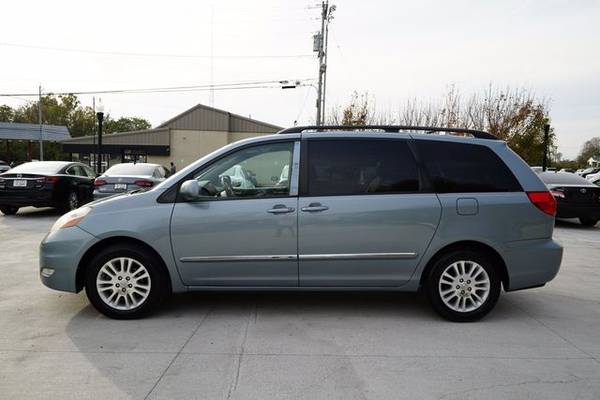 2008 Toyota Sienna - Financing Available! - cars & trucks - by... for sale in Murfreesboro, TN – photo 2