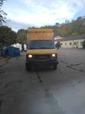 GMC box van for sale in quad cities, IA – photo 5