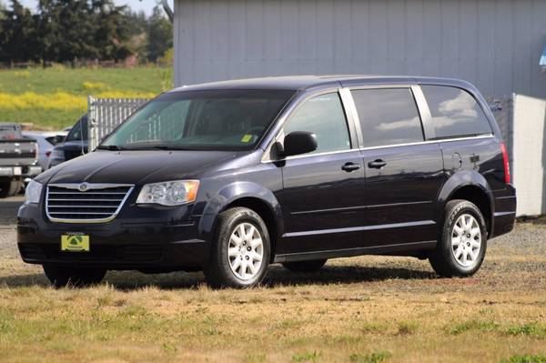 2010 Chrysler Town & Country LX - - by dealer for sale in Bend, OR – photo 9
