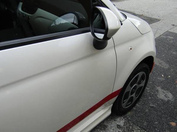 2015 Fiat 500e, Panorama Roof, Like New for sale in Yonkers, NY – photo 16