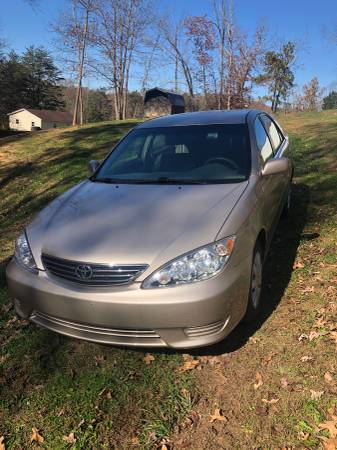 Toyota Camry - EXCELLENT - cars & trucks - by owner - vehicle... for sale in Gallipolis, WV – photo 2