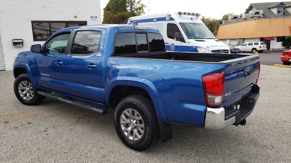 2017 Toyota Tacoma SR5 4WD DoublCab 5'Bed,3.5L,GPS,Cam,Bluetooth for sale in Huntingdon Valley, PA – photo 3