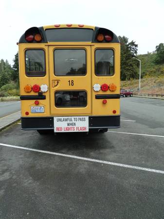 '05 International CE200 School Bus With Wheelchair Lift for sale in Edmonds, WA – photo 4