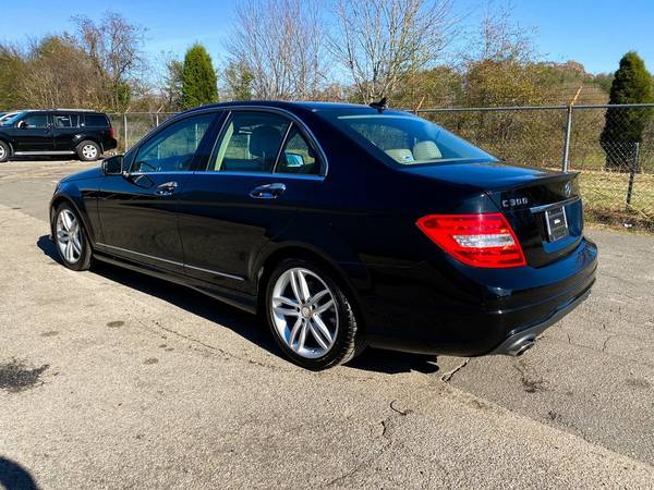 Mercedes Benz C300 4x4 4WD Navigation Bluetooth Sunroof Automatic... for sale in Roanoke, VA – photo 4