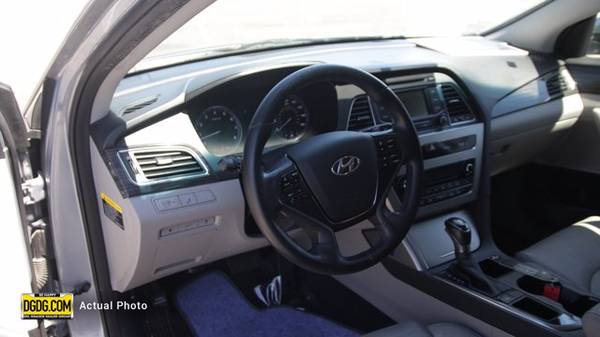 2015 Hyundai Sonata Limited sedan Shale Gray Metallic - cars & for sale in San Jose, CA – photo 4