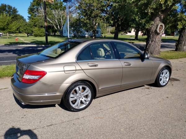 2008 Mercedes Benz C300 4-matic for sale in Stoughton, WI – photo 2