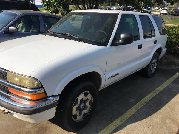 1998 Chevy S-10 Blazer 4WD for sale in Flowood, MS – photo 3