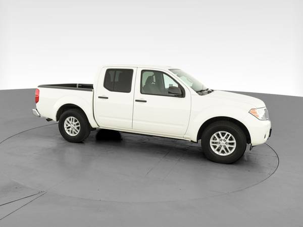 2016 Nissan Frontier Crew Cab SV Pickup 4D 5 ft pickup White -... for sale in Lewisville, TX – photo 14