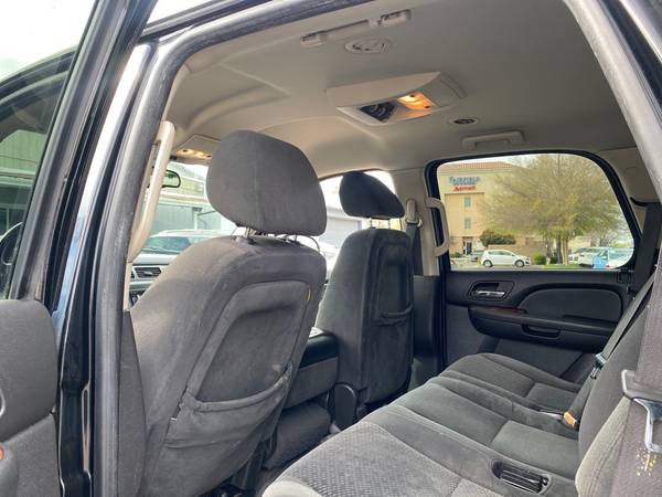 2007 GMC YUKON 3rd Row RUNS GREAT COLD A/C 15 YEARS IN BUSINESS for sale in Clovis, CA – photo 19