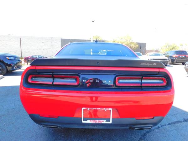 2018 DODGE CHALLENGER RT 392**LIKE NEW**LOADED**MUST SEE**FINANCING... for sale in redford, MI – photo 6