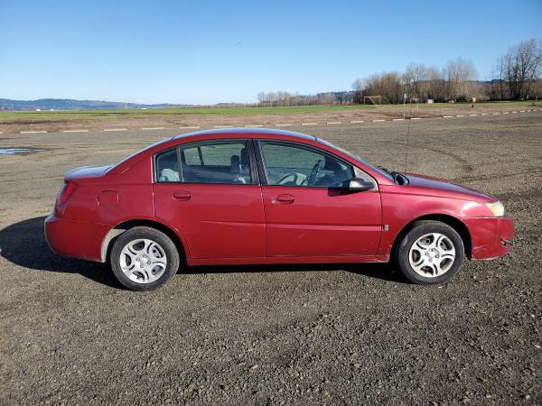 🦊 2004 SATURN ION 🦊 LOW DOWN PAYMENT OPTIONS (OAC) - cars & trucks -... for sale in Independence, OR – photo 2