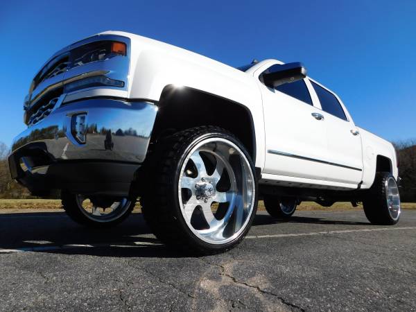 LIFTED 17 CHEVY 1500 LTZ CREW 4X4 24X12 FORCE'S NEW 33'S *94K... for sale in KERNERSVILLE, NC – photo 11