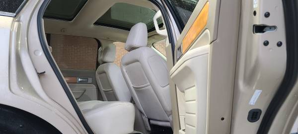 ///07 LINCOLN MKX GLASSTOP // - cars & trucks - by dealer - vehicle... for sale in East Hartford, CT – photo 17