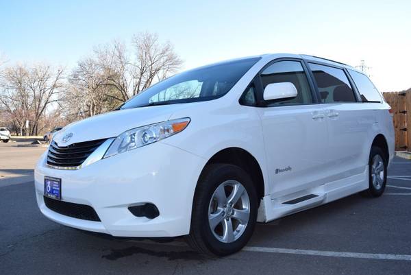 2014 Toyota Sienna LE WHITE - - by dealer for sale in Denver , CO – photo 10