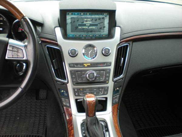 2010 Cadillac CTS AWD - - by dealer - vehicle for sale in Roseville, MI – photo 10