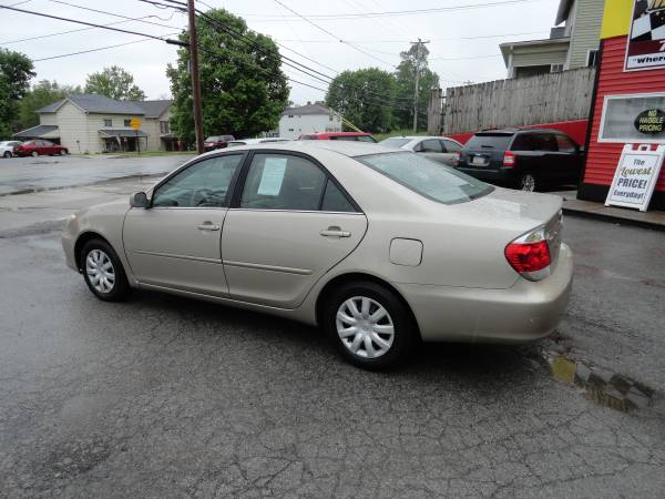 2006 Toyota Camry SE - NO RUST - REMOTE STARTER! for sale in South Heights, PA – photo 3
