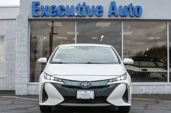 2017 TOYOTA PRIUS PRIME - - by dealer - vehicle for sale in Smithfield, RI – photo 2