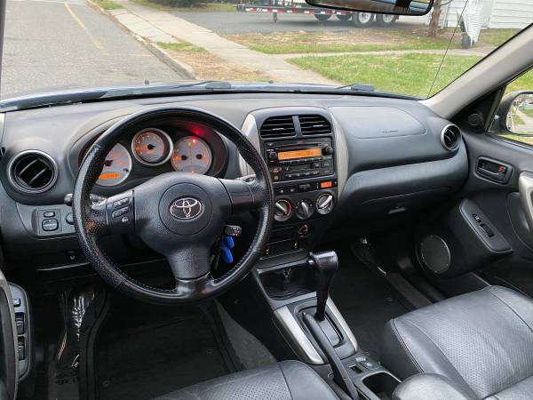 2005 Toyota RAV4 Limited 4WD * 134k miles - cars & trucks - by owner... for sale in Garfield, NJ – photo 13