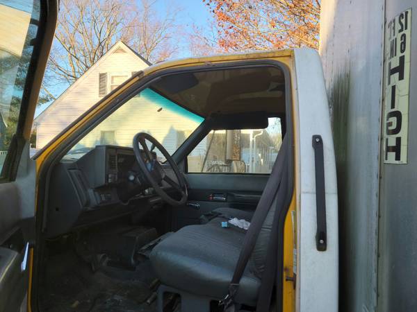 Box truck for sale 1998 GMC 6500 - cars & trucks - by owner -... for sale in Somerset, RI – photo 13