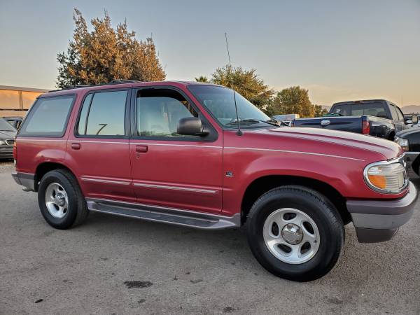 1996 Ford Explorer AWD (Excellent Running Condition) for sale in San Bernardino, CA – photo 9