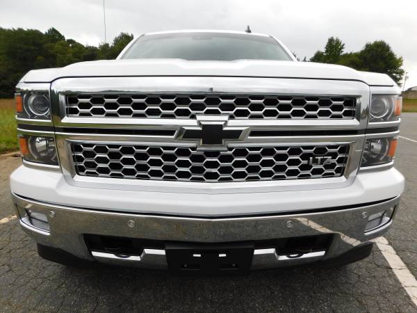 LIFTED 15 CHEVY SILVERADO 1500 LTZ CREW 4X4 20X10 NEW 33X12.50... for sale in KERNERSVILLE, NC – photo 12