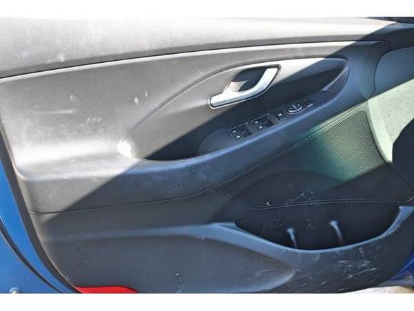 2018 Hyundai Elantra GT Base - hatchback - - by dealer for sale in Bartlesville, OK – photo 9