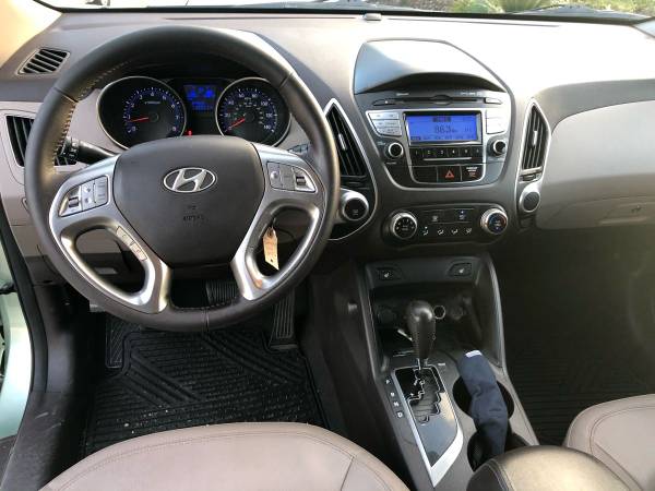 2011 Hyundai Tucson GLS AWD - cars & trucks - by dealer - vehicle... for sale in Murrells Inlet, SC – photo 11