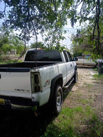 2001 chevy k2500 duramax - cars & trucks - by owner - vehicle... for sale in Iredell, TX – photo 4