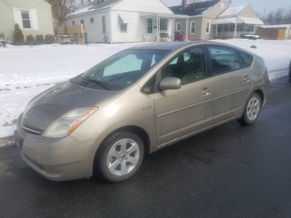 2009 Toyota Prius 145k miles reliable very clean for sale in Columbus, OH – photo 2