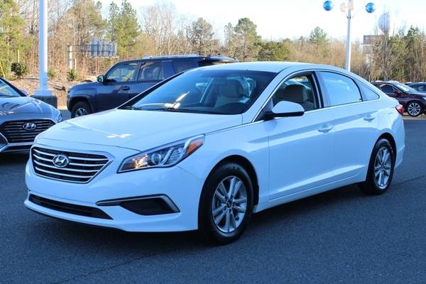 2016 Hyundai Sonata Base - - by dealer - vehicle for sale in Fort Mill, NC – photo 3