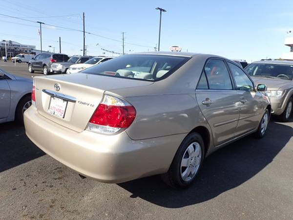 2005 Toyota Camry LE Buy Here Pay Here - cars & trucks - by dealer -... for sale in Yakima, WA – photo 3