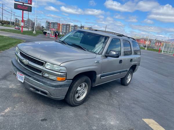 2001 CHEVY TAHOE - - by dealer - vehicle automotive sale for sale in Toledo, OH – photo 2