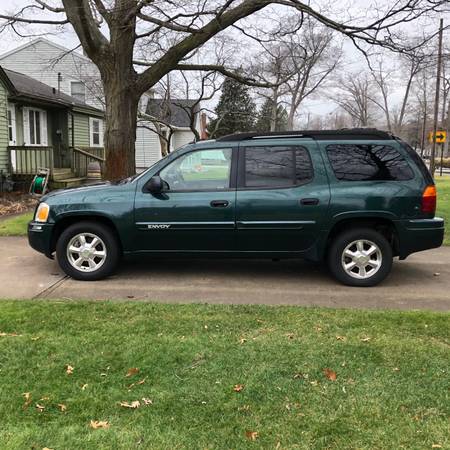 2005 GMC Envoy XL - cars & trucks - by owner - vehicle automotive sale for sale in Muskegon, MI – photo 2