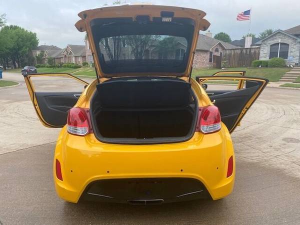 2013 Hyundai Veloster - - by dealer - vehicle for sale in Dallas, TX – photo 11