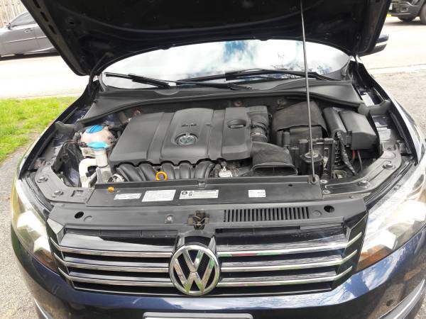 2013 Volkswagen VW Passat 2 5 gas for sale in Deerfield, IL – photo 5
