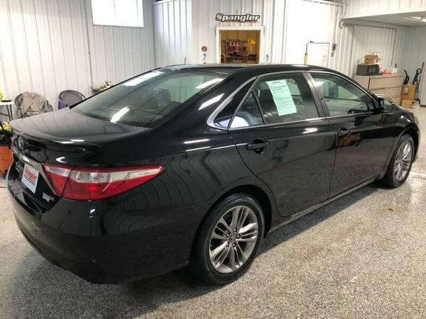 2016 TOYOTA CAMRY SE*17K MILES*MOONROOF*BACKUP CAMERA*AWESOME RIDE!! for sale in Glidden, IA – photo 5