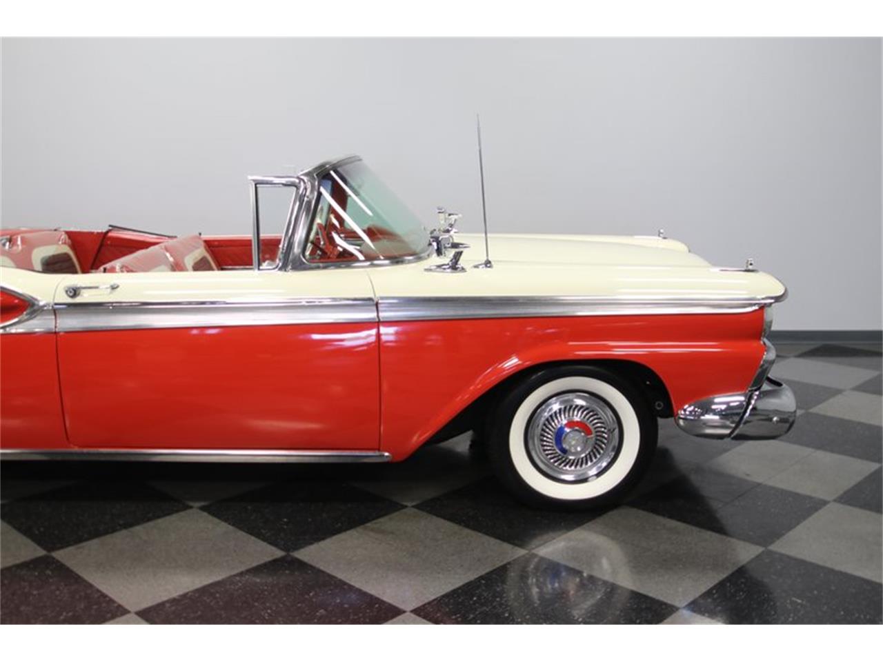 1959 Ford Skyliner for sale in Concord, NC – photo 34