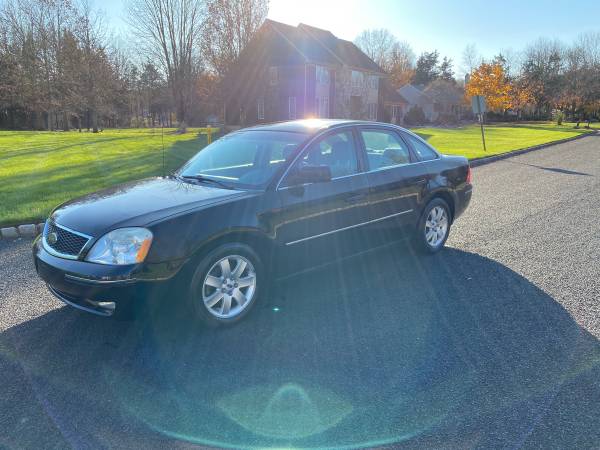 2005 Ford Five Hundred SEL $3000 obo - cars & trucks - by owner -... for sale in Belle Mead, NJ – photo 2