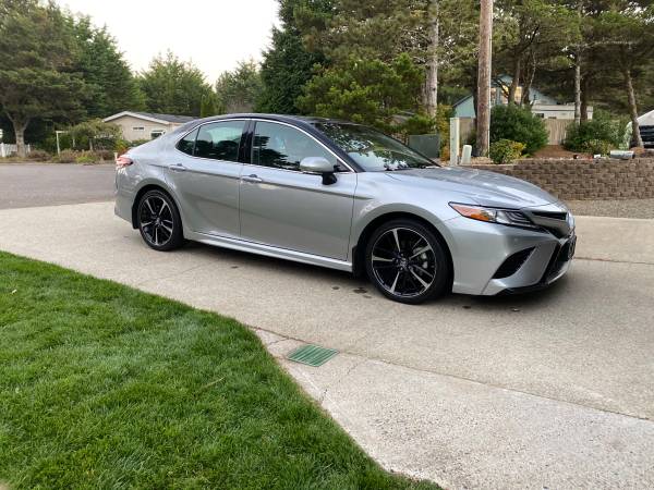 2018 Toyota Camry - cars & trucks - by dealer - vehicle automotive... for sale in Florence, OR – photo 4