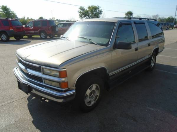 1999 Chevrolet Suburban K1500 4WD for sale in Mooresville, IN – photo 4