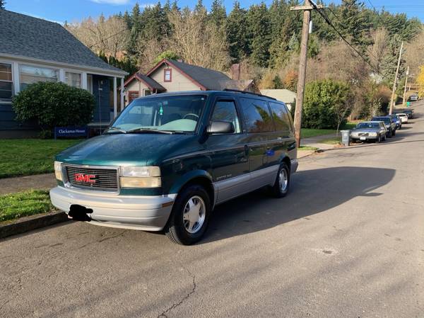 1997 astro Safari AWD low miles - cars & trucks - by owner - vehicle... for sale in Portland, OR – photo 2