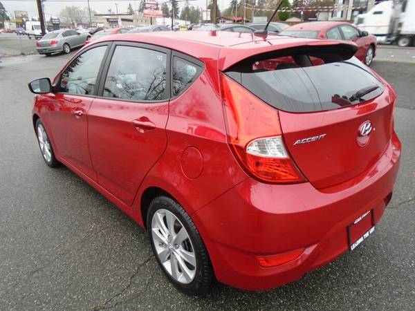 2012 Hyundai Accent SE for sale in Lynnwood, WA – photo 13