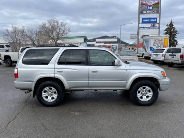 2001 Toyota 4Runner 4dr SR5 3 4L Auto 4WD - - by for sale in Helena, MT – photo 4