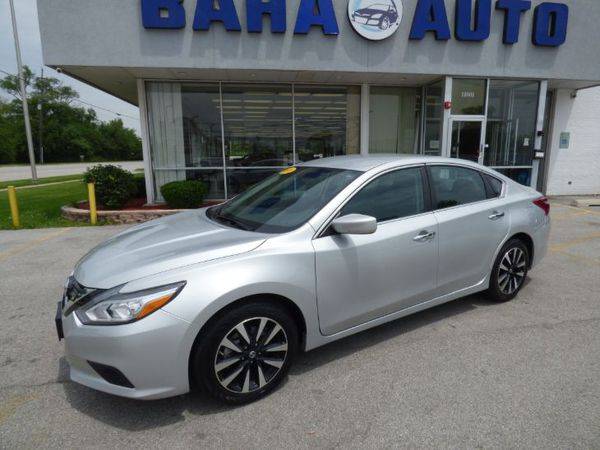 2018 Nissan Altima 2.5 SV Holiday Special for sale in Burbank, IL – photo 2